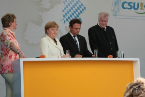 2014-05-21-angela-merkel-in-hof-eddi-0048.jpg