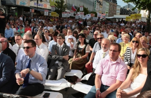 2014-05-21-angela-merkel-in-hof-eddi-0050.jpg