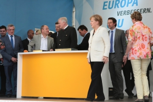 2014-05-21-angela-merkel-in-hof-eddi-0076.jpg