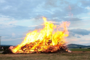 2014-06-24-eckersdorf-kanzfeuer-eddi-0015.jpg