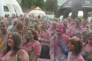 2014-06-29-holi-plauen-eric-0049.jpg