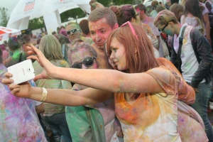 2014-06-29-holi-plauen-eric-0103.jpg