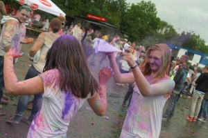 2014-06-29-holi-plauen-eric-0111.jpg