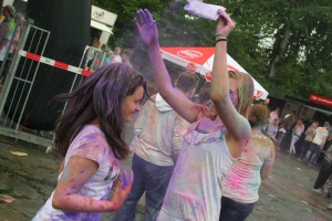 2014-06-29-holi-plauen-eric-0112.jpg