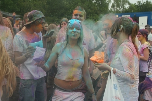 2014-06-29-holi-plauen-eric-0125.jpg