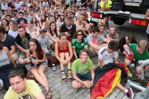 2014-07-04-bayreuth-public-viewing-eddi-0023.jpg