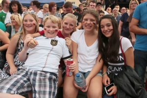 2014-07-04-bayreuth-public-viewing-eddi-0102.jpg