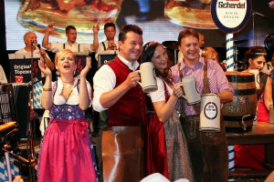 2014-07-25-volksfest-hof-robin-0018.jpg