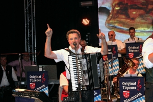 2014-07-25-volksfest-hof-robin-0024.jpg