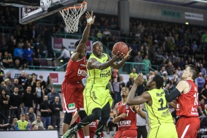 2014-12-30-medibayreuthbrosebaskets-christian-0080.jpg