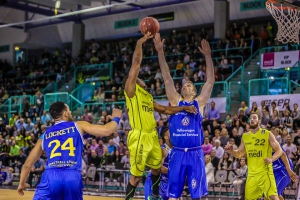 2015-04-19-medibayreuthbasketballloewenbraunschweig-christian-0028.jpg