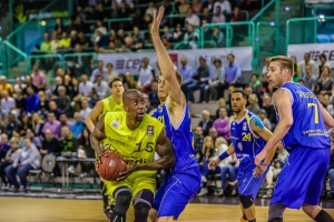 2015-04-19-medibayreuthbasketballloewenbraunschweig-christian-0037.jpg