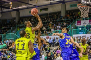 2015-04-19-medibayreuthbasketballloewenbraunschweig-christian-0042.jpg