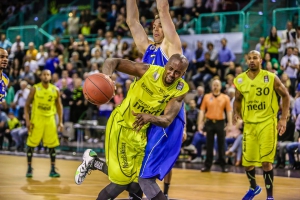 2015-04-19-medibayreuthbasketballloewenbraunschweig-christian-0071.jpg