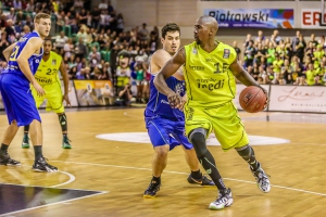 2015-04-19-medibayreuthbasketballloewenbraunschweig-christian-0106.jpg