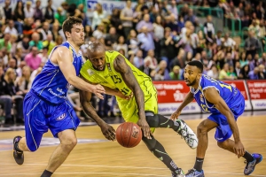 2015-04-19-medibayreuthbasketballloewenbraunschweig-christian-0118.jpg