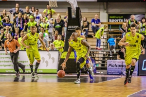 2015-04-19-medibayreuthbasketballloewenbraunschweig-christian-0124.jpg