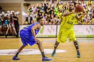 2015-04-19-medibayreuthbasketballloewenbraunschweig-christian-0125.jpg