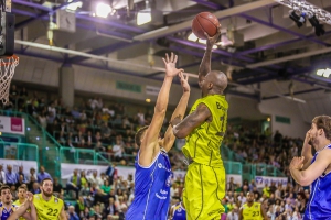 2015-04-19-medibayreuthbasketballloewenbraunschweig-christian-0128.jpg