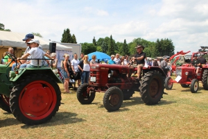 2015-06-14-traktorfest-reitzenstein-markus-0101.jpg