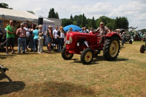 2015-06-14-traktorfest-reitzenstein-markus-0110.jpg