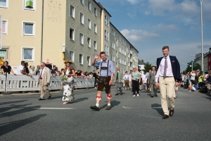 2015-07-24-volksfestumzug-bieranstich-eddi-0004.jpg