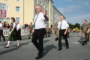 2015-07-24-volksfestumzug-bieranstich-eddi-0013.jpg