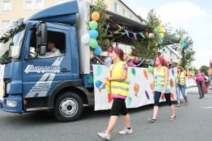 2015-07-24-volksfestumzug-bieranstich-eddi-0128.jpg