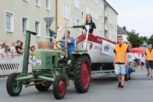 2015-07-24-volksfestumzug-bieranstich-eddi-0150.jpg