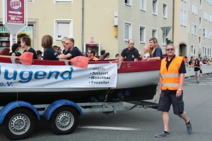 2015-07-24-volksfestumzug-bieranstich-eddi-0153.jpg