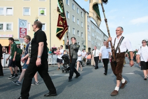 2015-07-24-volksfestumzug-bieranstich-eddi-0234.jpg