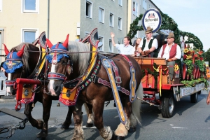 2015-07-24-volksfestumzug-bieranstich-eddi-0251.jpg