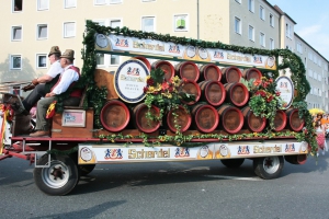 2015-07-24-volksfestumzug-bieranstich-eddi-0255.jpg