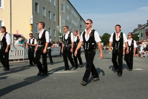 2015-07-24-volksfestumzug-bieranstich-eddi-0427.jpg