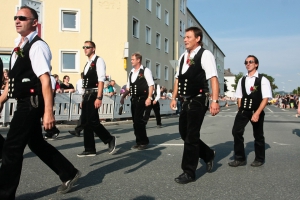 2015-07-24-volksfestumzug-bieranstich-eddi-0428.jpg