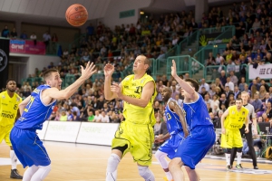 2015-10-07-medibayreuthbasketballloewenbraunschweig-christian-0040.jpg