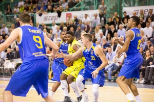 2015-10-07-medibayreuthbasketballloewenbraunschweig-christian-0044.jpg