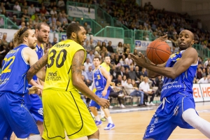 2015-10-07-medibayreuthbasketballloewenbraunschweig-christian-0108.jpg