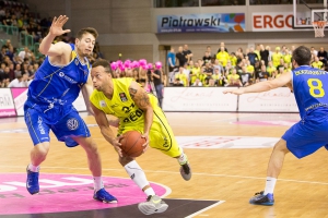 2015-10-07-medibayreuthbasketballloewenbraunschweig-christian-0110.jpg