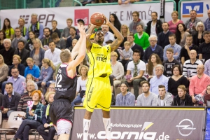 2015-11-14-medibayreuthtelekombasketsbonn-christian-0024.jpg