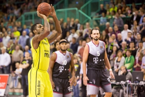 2015-11-14-medibayreuthtelekombasketsbonn-christian-0036.jpg