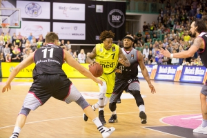 2015-11-14-medibayreuthtelekombasketsbonn-christian-0037.jpg