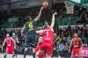 2016-04-24-medibayreuthsoliverbaskets-christian-0028.jpg