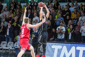 2016-04-24-medibayreuthsoliverbaskets-christian-0046.jpg