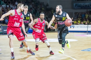 2016-04-24-medibayreuthsoliverbaskets-christian-0054.jpg