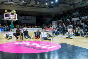 2016-04-24-medibayreuthsoliverbaskets-christian-0111.jpg