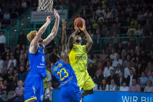 2016-10-14-medibayreuthbasketballloewenbraunschweig-christian-0047.jpg