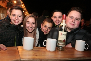 2016-11-26-gluehweinparty-eddi-0013.jpg