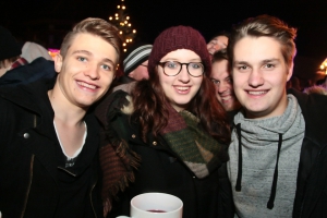 2016-11-26-gluehweinparty-eddi-0018.jpg