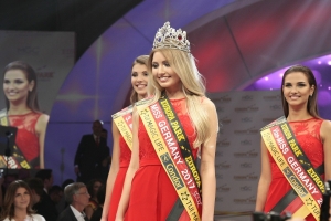 2017-02-18-miss-germany-wahl-eddi-0427.jpg